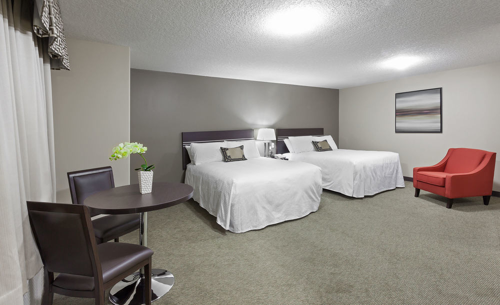 Royal Lodge Edmonton Exterior photo
